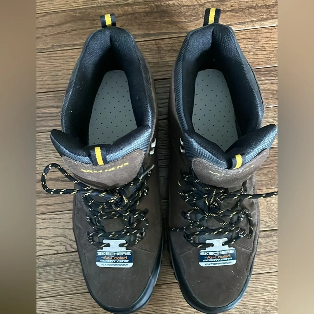 Skechers sketchers traven